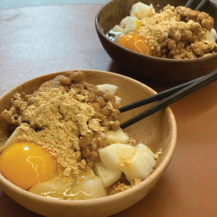Diet Meal : 지인의 추천으로 마, 낫토, 달걀과 콩가루 등 식물성 단백질로 구성된 비건식을 시작하게 됐다.