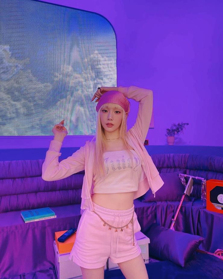 @taeyeon_ss