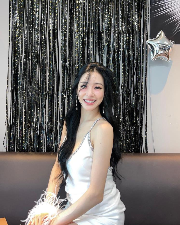 @tiffanyyoungofficial