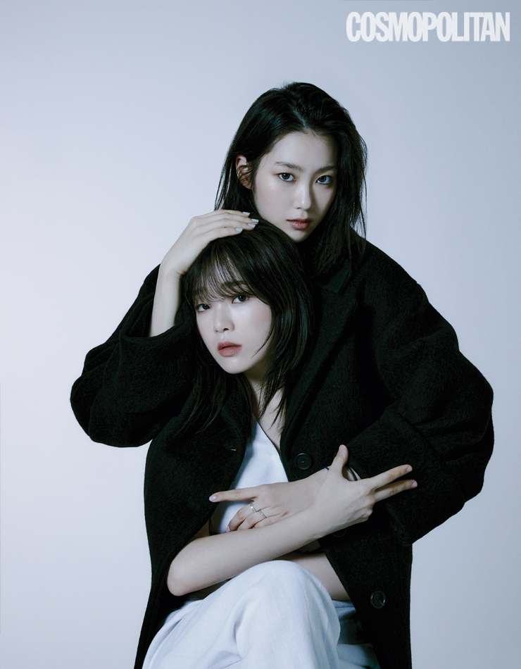 (지호)코트 5백만원대 프라다. (승희)베스트 17만5천원, 팬츠 10만8천원 모두 더발란.