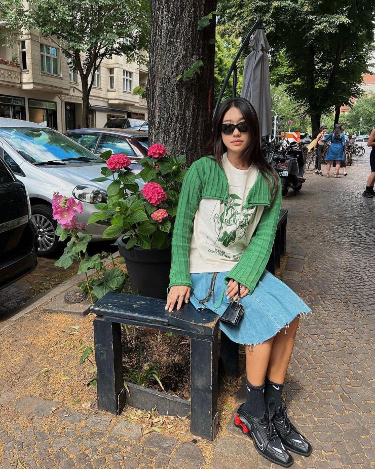 @peggygou_
