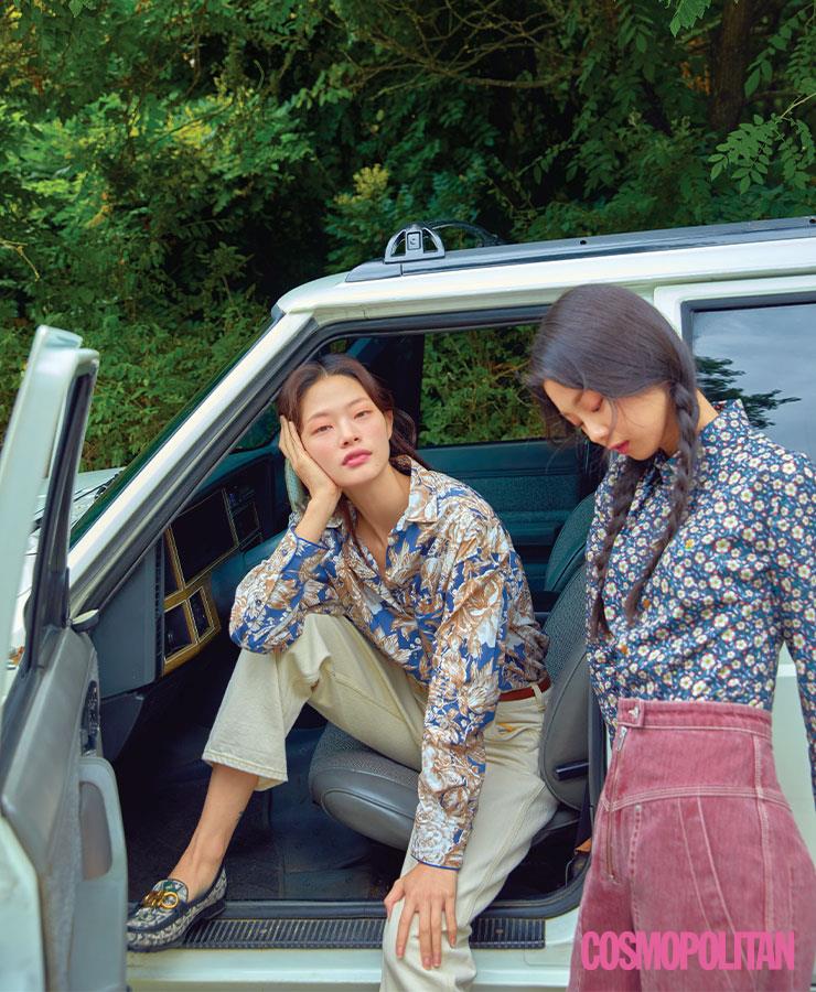 (아현)셔츠 47만8천원, 벨트 25만8천원 모두 위크엔드 막스마라. 팬츠 15만원 코스. 로퍼 99만원 살바토레 페라가모. (다솜)셔츠 88만원 비비안 웨스트우드. 팬츠 59만8천원 이자벨 마랑 에뚜왈.