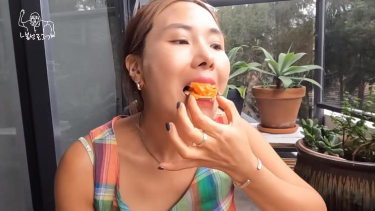 유튜브 <ㄴ신봉선ㄱ>