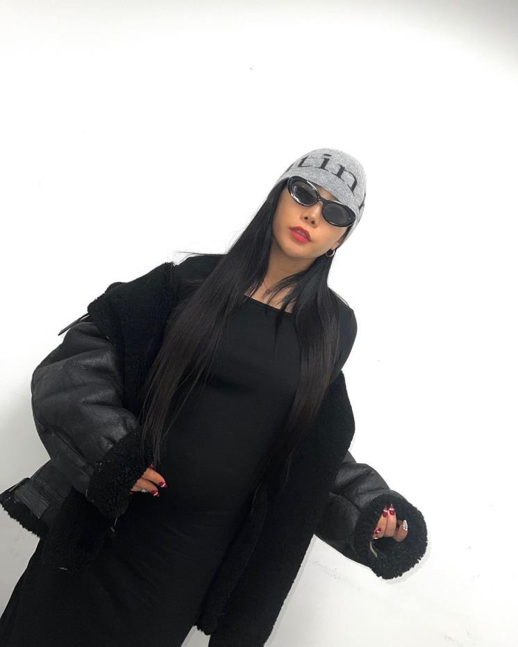 Instagram @__honey.j__