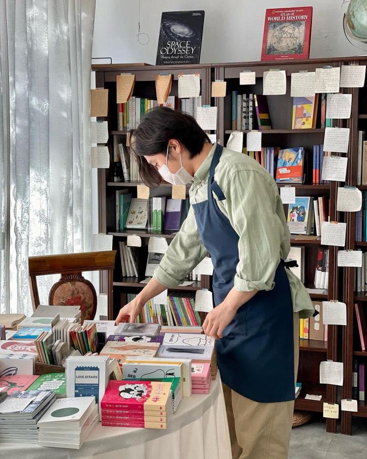 @amado_books