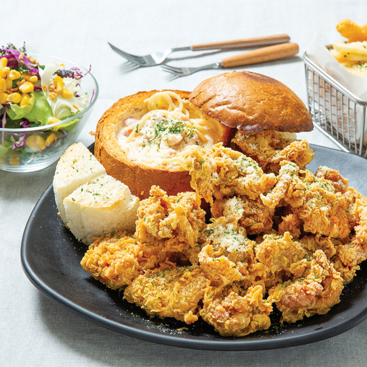 청춘튀겨의 까르보 쌈닭빠네.