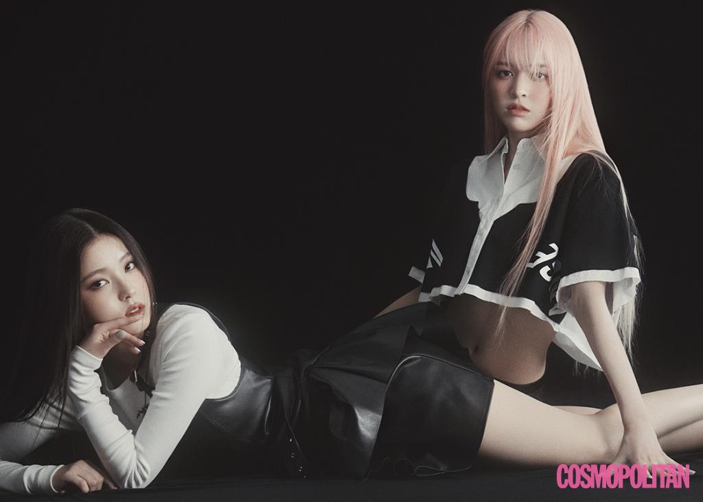 (규진)원피스 가격미정 리메크. 티셔츠 4만5천원 러브이즈트루. (릴리)크롭트 셔츠 가격미정 유저. 스커트 12만9천원 오버듀플레어.