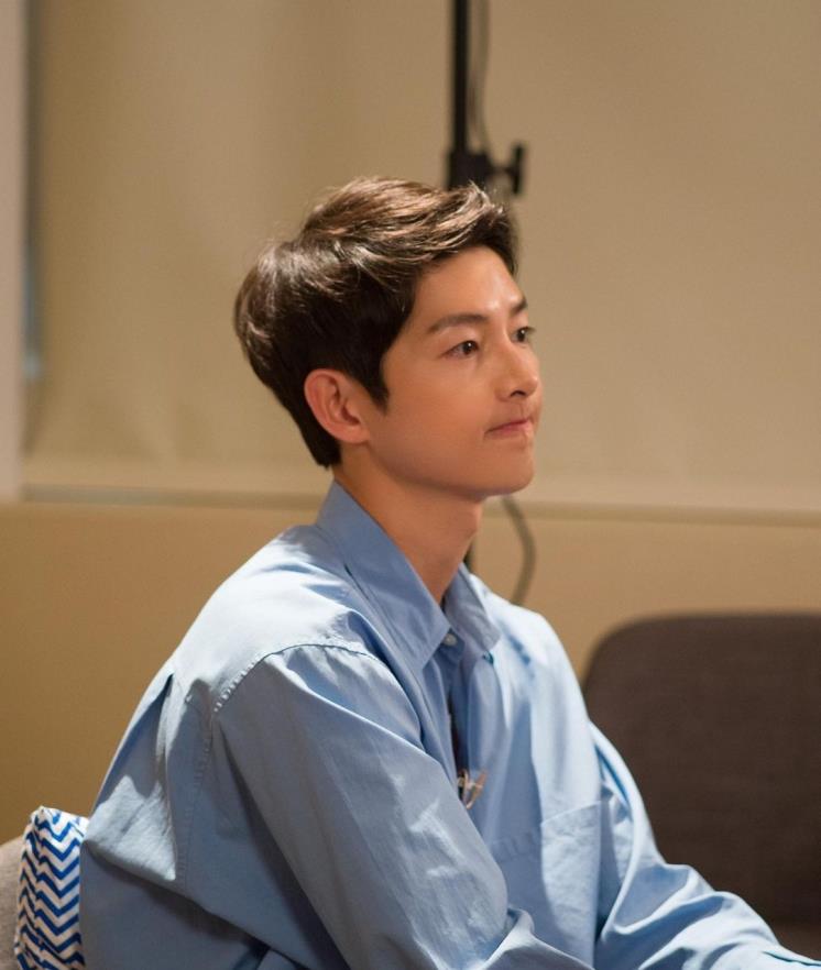 송중기