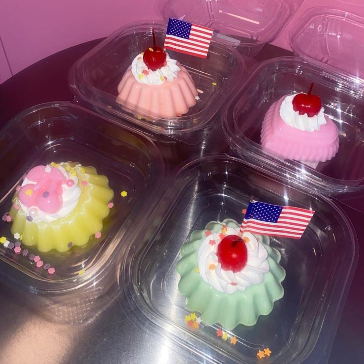 @jelloshotcake