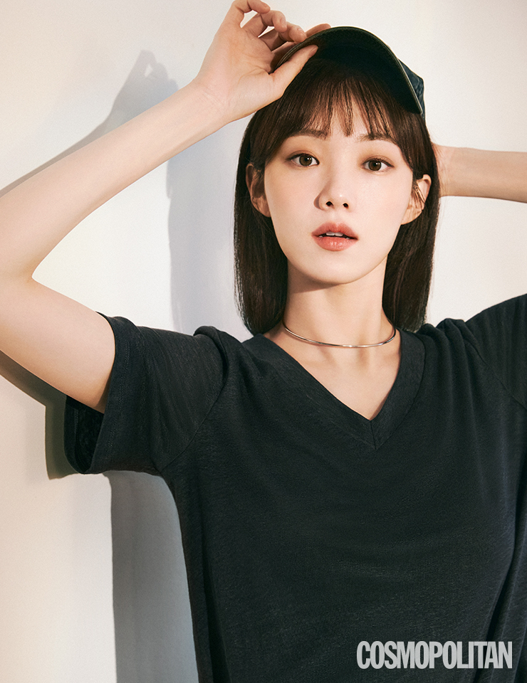 브이넥 리넨 티셔츠 더엣지.