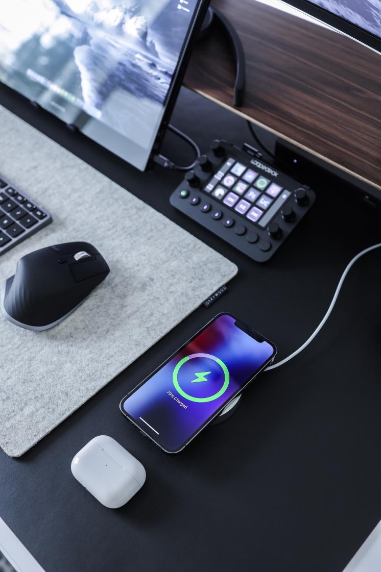 Studio Proper / Unsplash