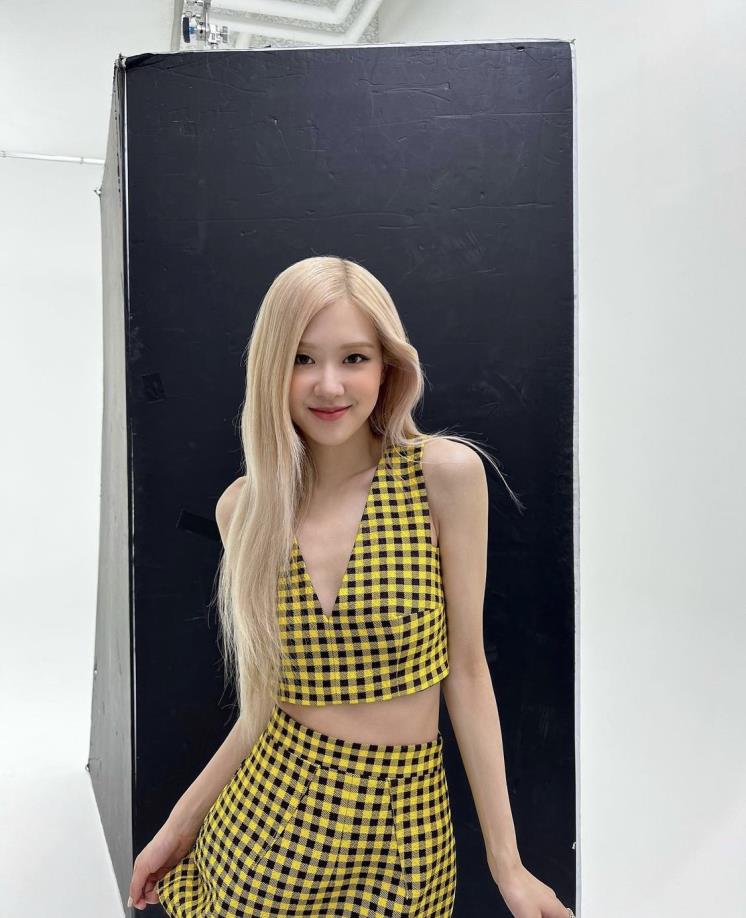 @roses_are_rosie