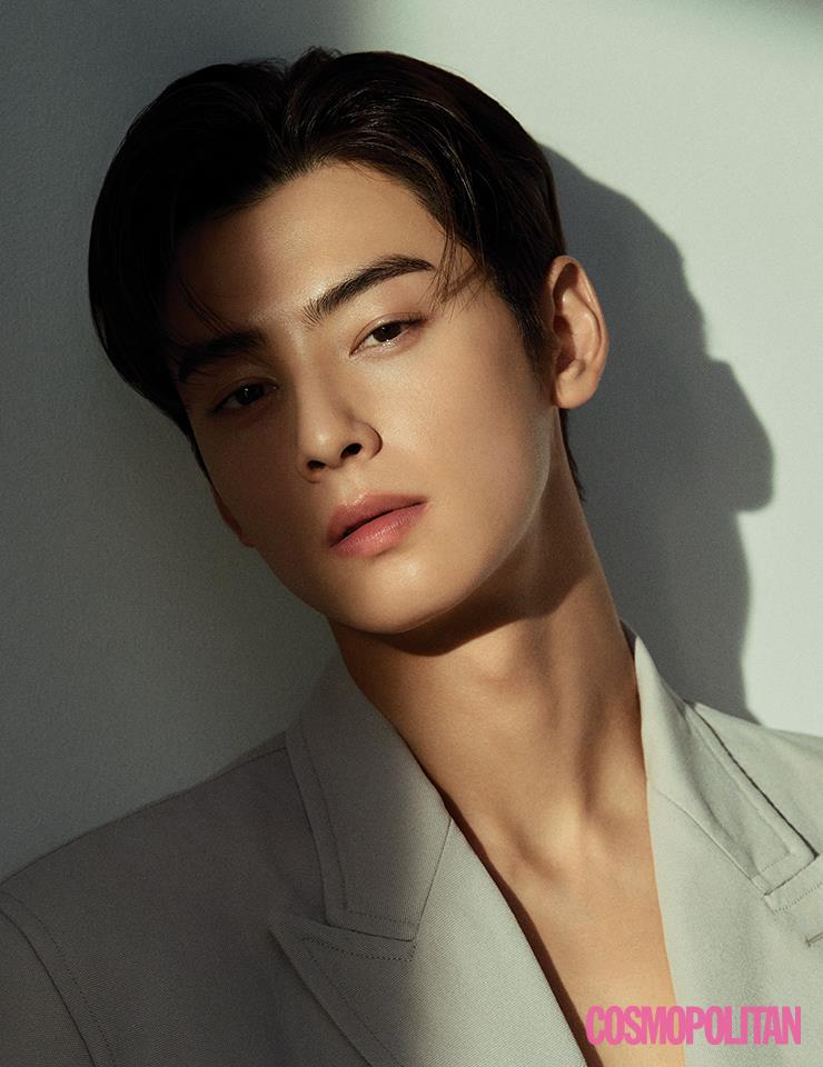 in the room 디올 하우스의 모던한 쿠튀르 감성을 담은 향수 컬렉션. 라 콜렉시옹 프리베 크리스챤 디올과 함께한 차은우. 재킷 가격미정 디올.