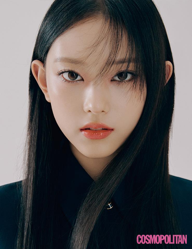  메이크업은 모두 크리스챤 디올 뷰티 제품. 재킷 가격미정 디올.