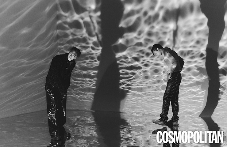 재킷, 팬츠, 슈즈 모두 가격미정 보테가 베네타. 니트 톱, 팬츠, 슈즈 모두 가격미정 보테가 베네타.