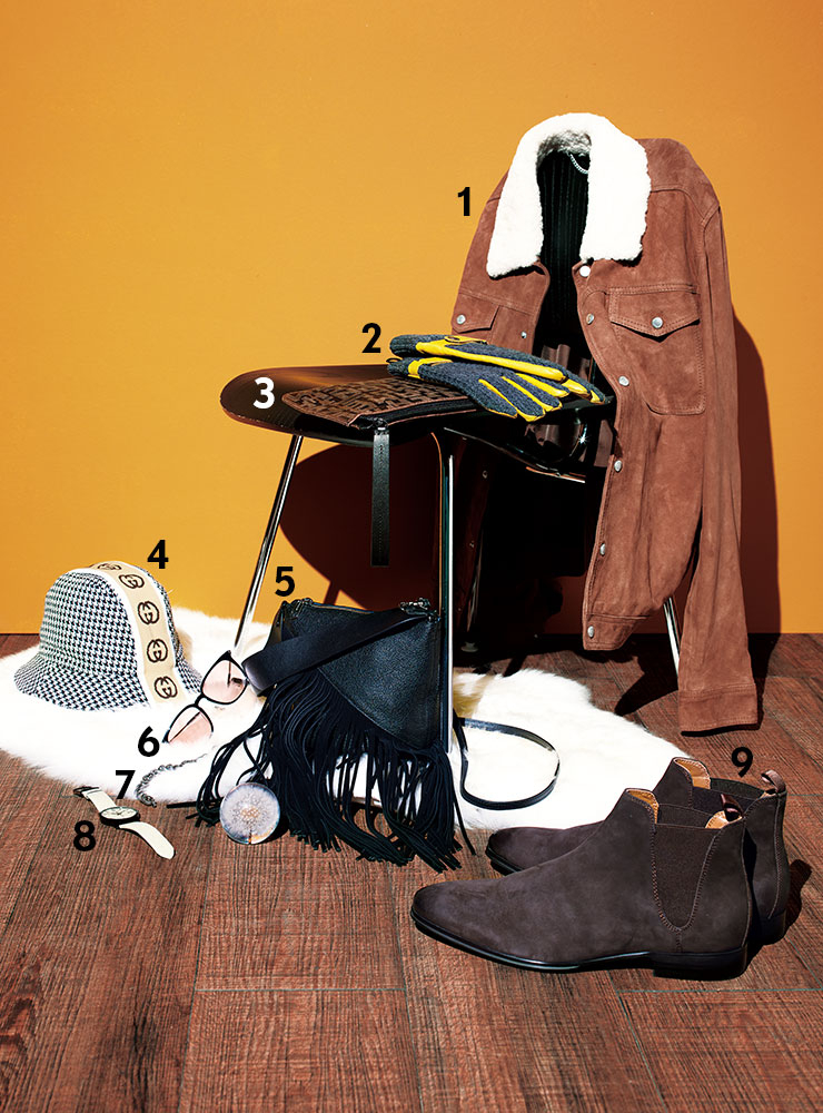 1 재킷 99만5천원 리스. 2 장갑 4만9천원 자라. 3 클러치 34만5천원 롱샴. 4 버킷 해트 64만원 구찌. 5 프린지 백 36만9천원 캘빈클라인 진. 6 선글라스 가격미정 보테가 베네타 by KND 아이웨어. 7 체인 팔찌 98만원 구찌. 8 시계 34만원 캘빈클라인진 워치 앤 주얼리. 9 앵클부츠 23만8천원 알도.