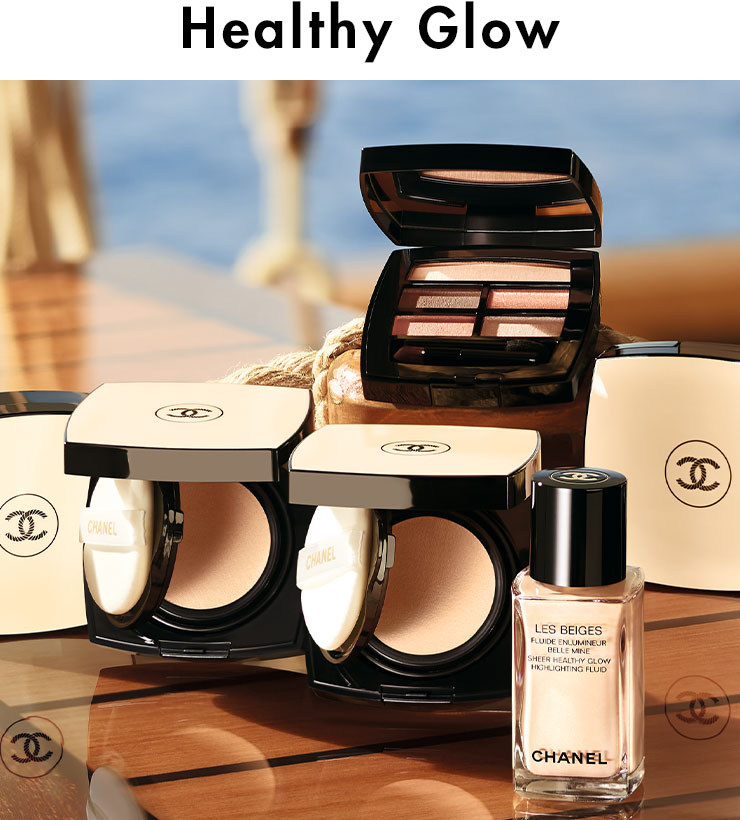 (왼쪽부터 시계방향으로) 샤넬 레 베쥬 헬시 글로우 일루미네이팅 파우더 8만1천원, 내추럴 아이섀도우 팔레트 9만원, 글로우 하이라이팅 플루이드 7만2천원. 