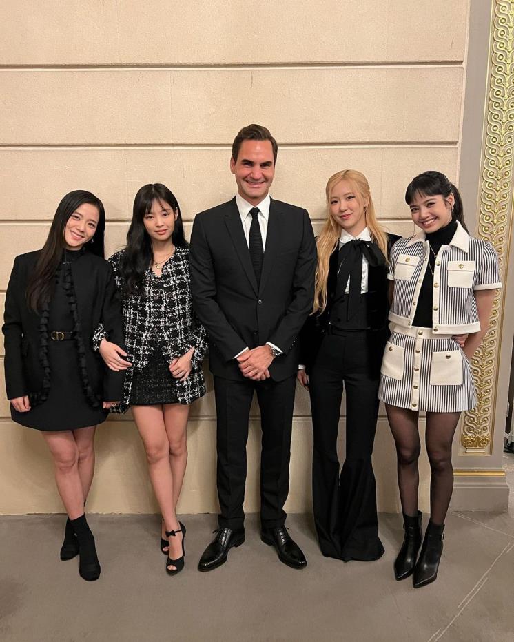블랙핑크X로더 페더러