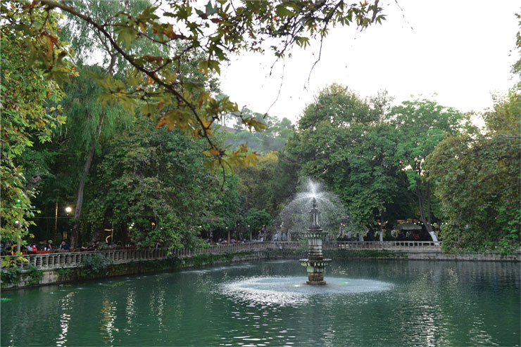 아브라함 탄생지 근처의 호수, 아인젤리하.