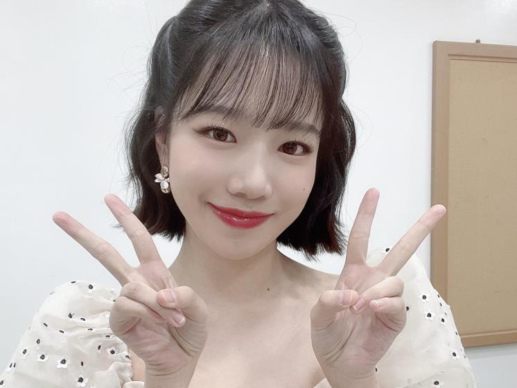 조유리 트위터 @JOYURI_offcl