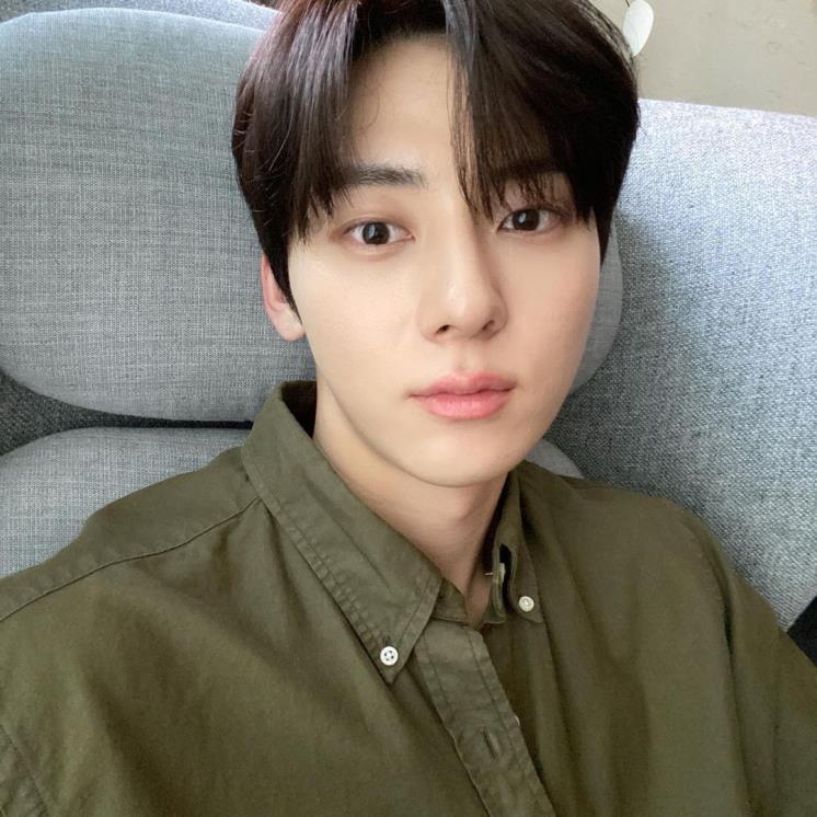 황민현