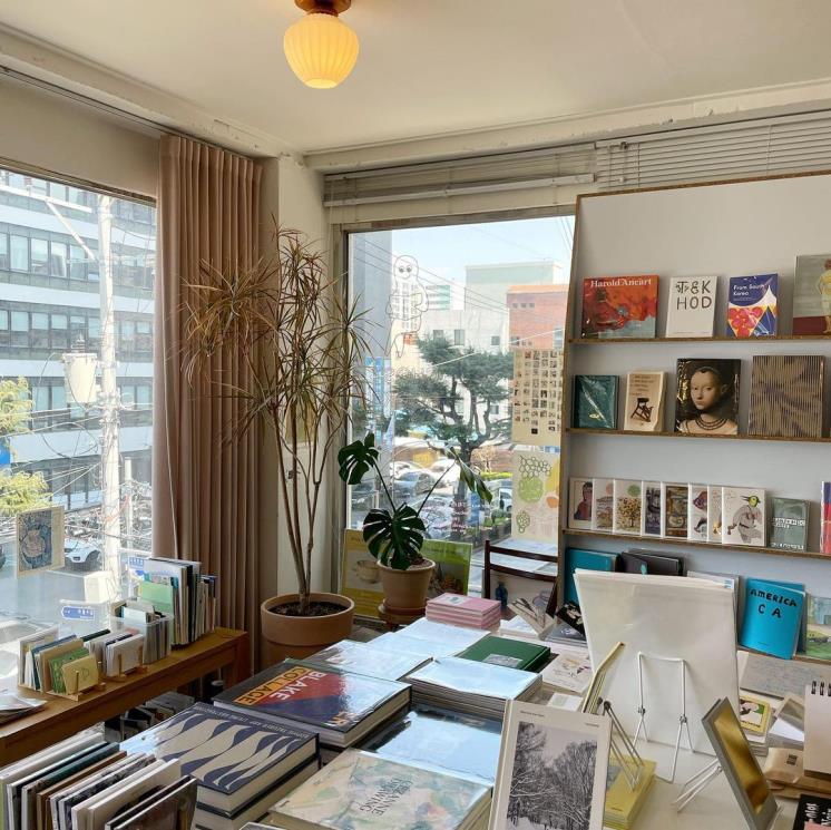 @ghost__books