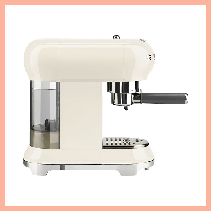 반자동 커피 머신 크림 48만3천원 스메그.