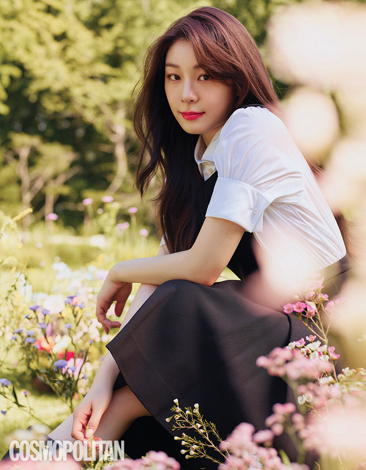 드레스, 블라우스 모두 가격미정 디올 꾸뛰르.