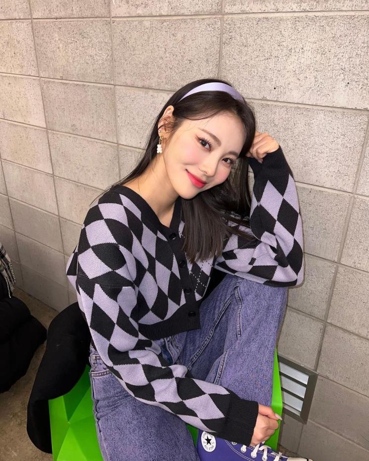 @loonatheworld
