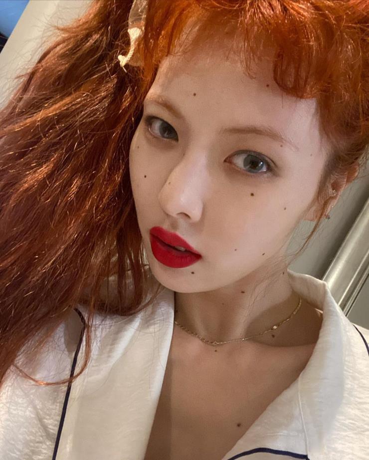 현아 딸기 점