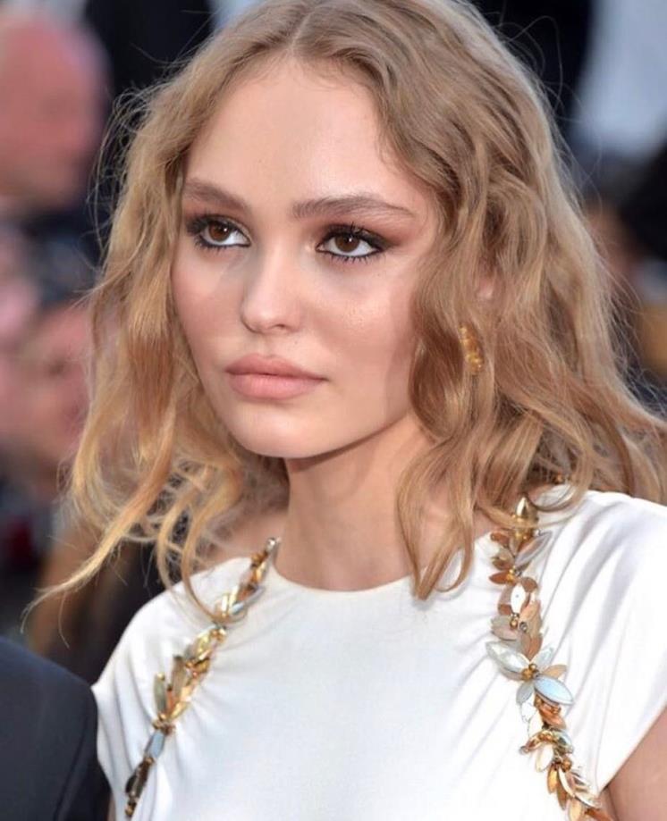인스타그램 @lilyrose_depp