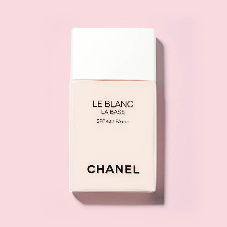 샤넬 르 블랑 코렉팅 브라이트닝 메이크업 베이스 로제 7만3천원. 