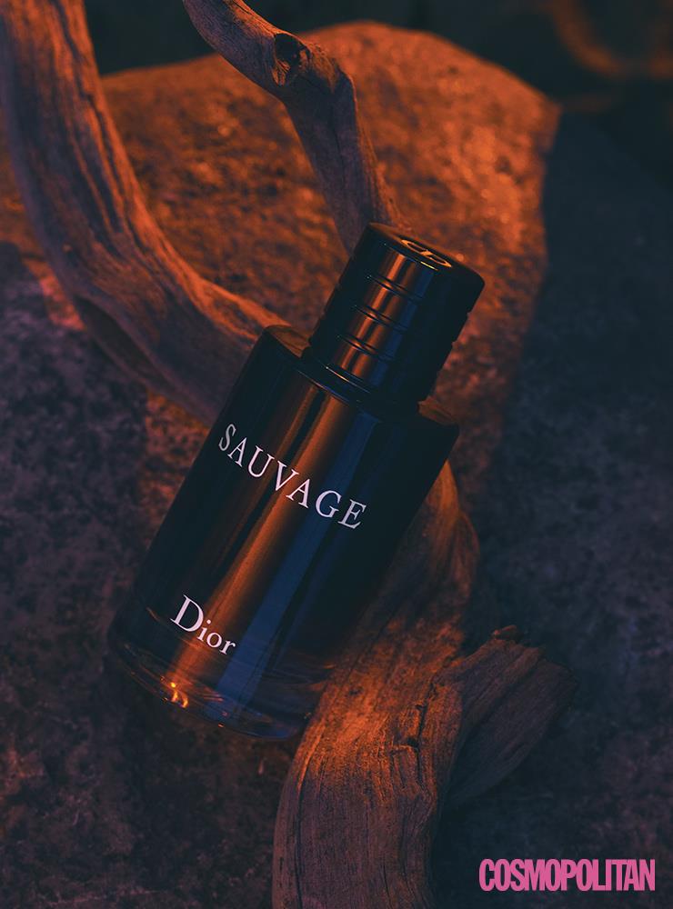 디올 소바쥬 오 드 뚜왈렛 100ml 14만8천원대.