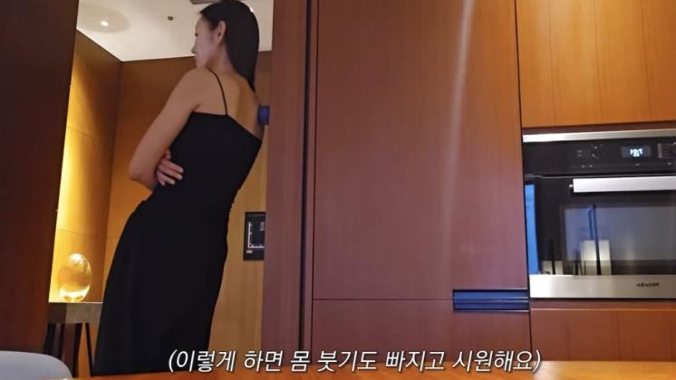 유튜브 <한혜진 Han Hye Jin>