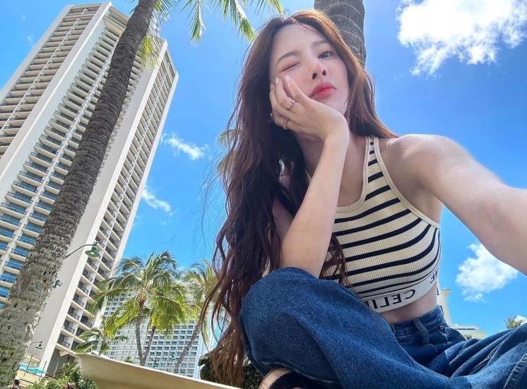 @inayommi