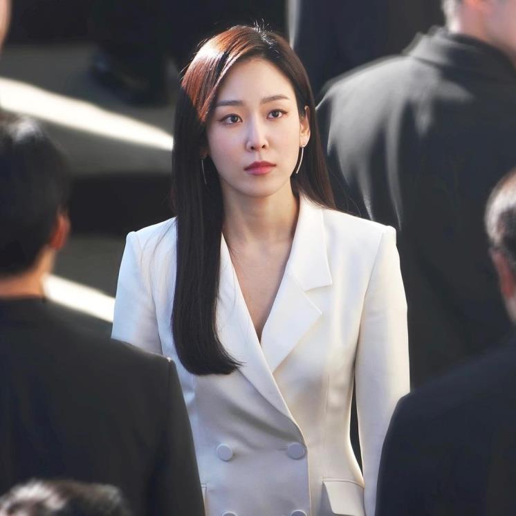 서현진